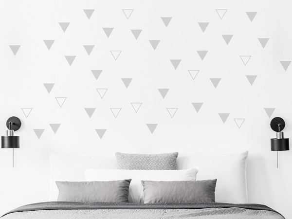 Wandtattoo Dreiecke Muster im Schlafzimmer